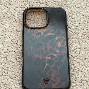 Velvet Caviar Tortoise Shell Phone Case (iphone 16 pro max)